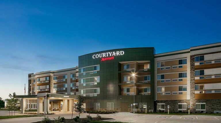 Courtyard Marriott - Omaha/Bellevue - 10 minutes from the Nexus Chiropractic Conference